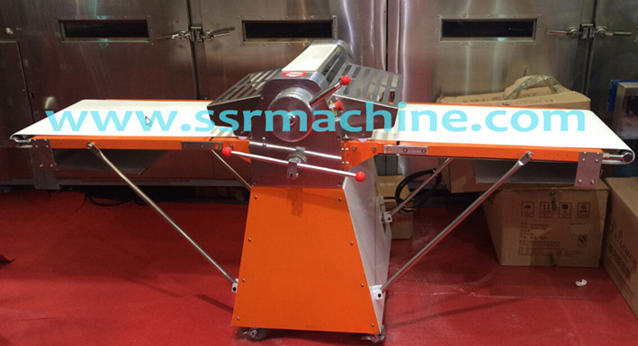Commercial stand type bakery equipment automatic pizza dough sheeter for pastry used